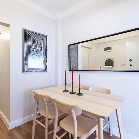 Kiztasi Apartments-orange And Blue Apartman