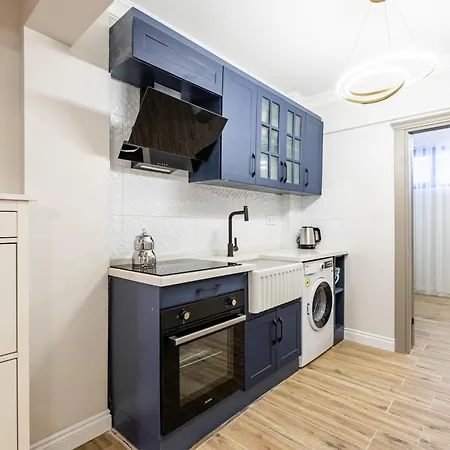 Kiztasi Apartments-orange And Blue