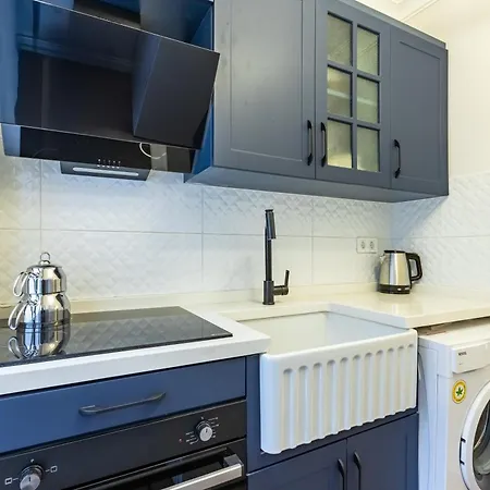 Apartman Kiztasi Apartments-orange And Blue Isztambul