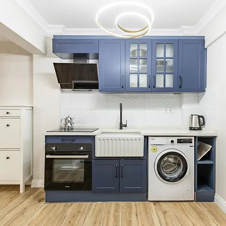 Apartman Kiztasi Apartments-orange And Blue