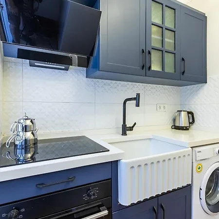 Kiztasi Apartments-orange And Blue Isztambul