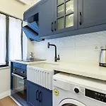Kiztasi Apartments-orange And Blue *