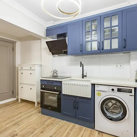 Kiztasi Apartments-orange And Blue Apartment *
