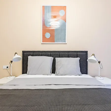 Kiztasi Apartments-orange And Blue Apartment *