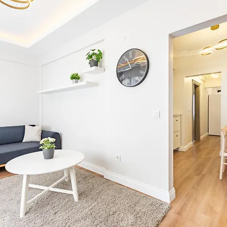 Kiztasi Apartments-orange And Blue Apartment *