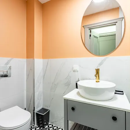 Kiztasi Apartments-orange And Blue Apartment *