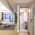 Kiztasi Apartments-orange And Blue *